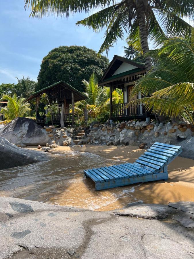 Beach House Kampung Genting Eksteriør billede