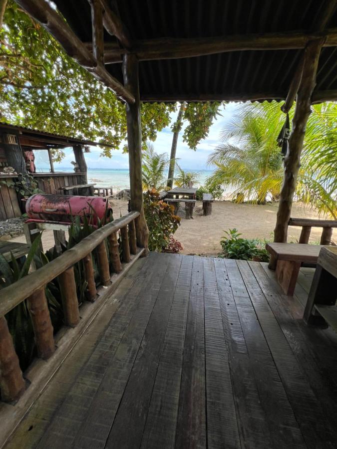 Beach House Kampung Genting Eksteriør billede