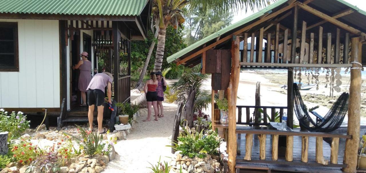 Beach House Kampung Genting Eksteriør billede